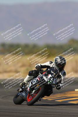 media/Nov-06-2023-Moto Forza (Mon) [[ce023d0744]]/3-Intermediate Group/Session 3 (Turn 16)/